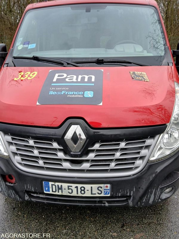 RENAULT MASTER TPMR N°140690 - Minibus, Transport de personnes: photos 4 RENAULT MASTER TPMR N°140690 - Minibus, Transport de personnes: photos 4