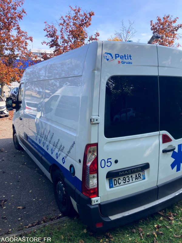 RENAULT MASTER VASP type ambulance - Ambulance: photos 3 RENAULT MASTER VASP type ambulance - Ambulance: photos 3