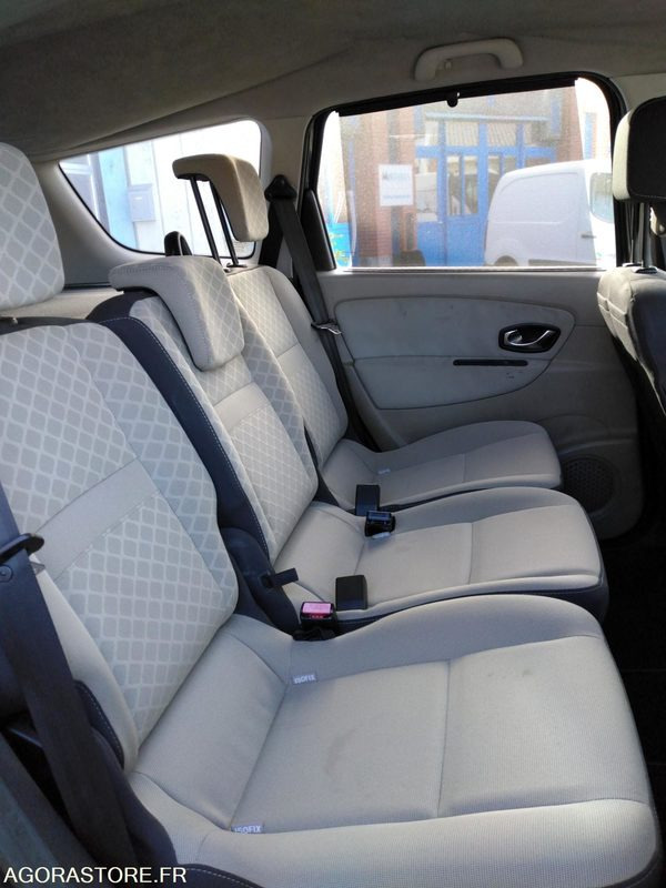 Voiture RENAULT SCENIC 1.9 DIESEL: photos 6