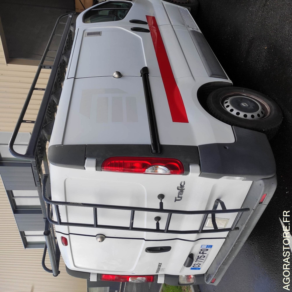 RENAULT - TRAFIC - 2013 / 171683 KMS (CS-775-FQ) - Fourgon utilitaire: photos 5 RENAULT - TRAFIC - 2013 / 171683 KMS (CS-775-FQ) - Fourgon utilitaire: photos 5
