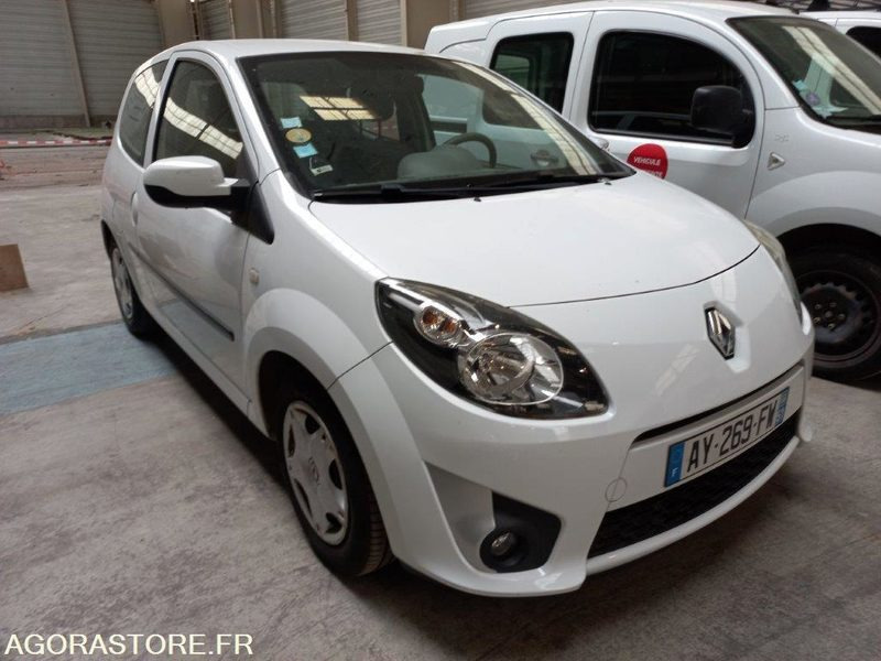 RENAULT TWINGO AY-269-FW - Voiture: photos 2 RENAULT TWINGO AY-269-FW - Voiture: photos 2
