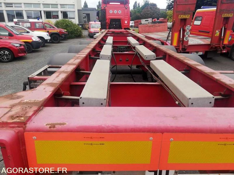 REMORQUE FRUEHAUF porte conteneurs - Remorque: photos 2 REMORQUE FRUEHAUF porte conteneurs - Remorque: photos 2