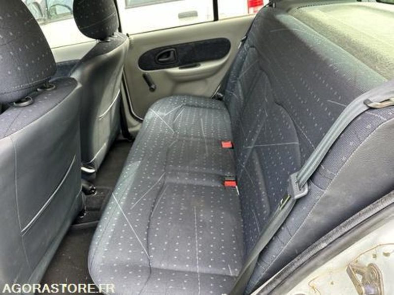 Voiture Renault Clio - 536ATP57: photos 17