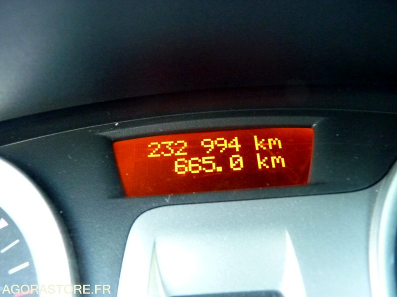 Renault Clio - Voiture: photos 2 Renault Clio - Voiture: photos 2