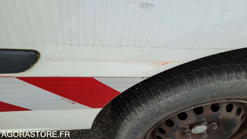 Crédit-bail de  Renault Kangoo - 2011 - 130342kms - BF372BJ Renault Kangoo - 2011 - 130342kms - BF372BJ: photos 9