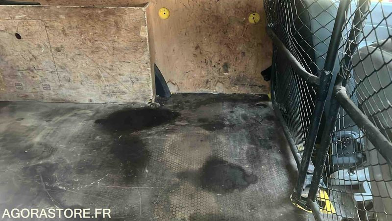 Fourgonnette Renault Kangoo Express - 2009 - 233442kms - AV-034-JE: photos 9