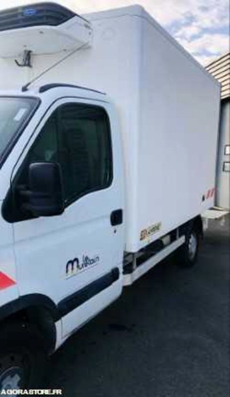 Renault Master Frigorifique 3T5 - 245575km - 2002 - Utilitaire frigorifique: photos 5 Renault Master Frigorifique 3T5 - 245575km - 2002 - Utilitaire frigorifique: photos 5