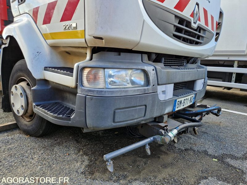 Renault Midlum -2011 - 85714 - BM871NQ - Balayeuse de voirie: photos 5 Renault Midlum -2011 - 85714 - BM871NQ - Balayeuse de voirie: photos 5