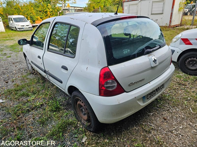 Renault clio - 2008 - 189212km - 2985WX28 - Voiture: photos 4 Renault clio - 2008 - 189212km - 2985WX28 - Voiture: photos 4