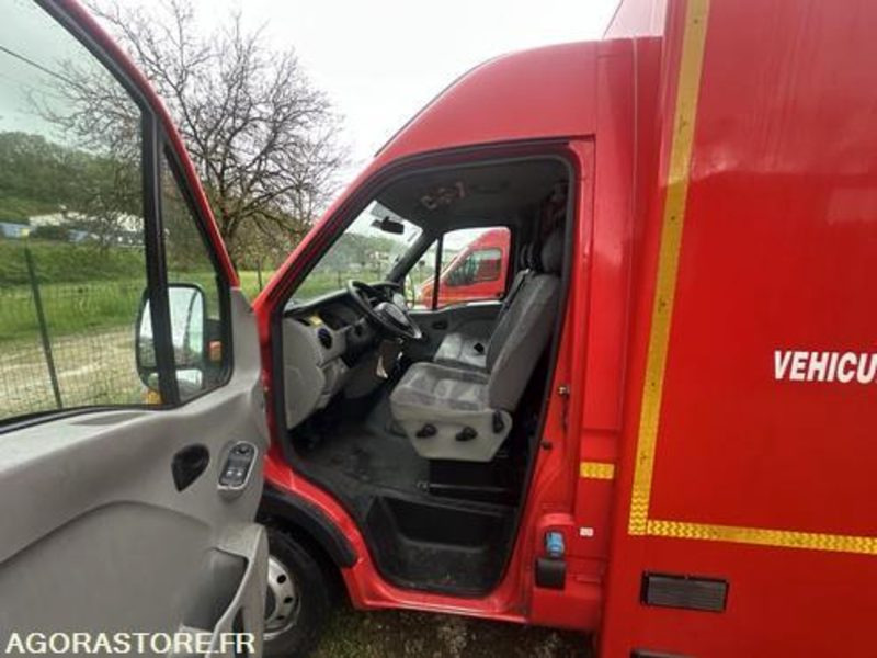 Renault master dci 120 - 7395kf46 - Fourgon utilitaire: photos 5 Renault master dci 120 - 7395kf46 - Fourgon utilitaire: photos 5