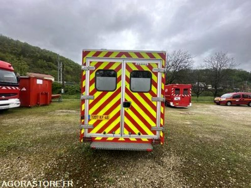 Renault master dci 120 - 7397kf46 - Fourgon utilitaire: photos 4 Renault master dci 120 - 7397kf46 - Fourgon utilitaire: photos 4
