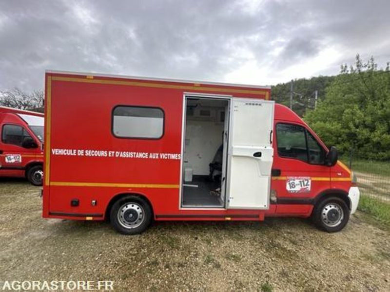 Renault master dci 120 - 7398 kf 46 - Fourgon utilitaire: photos 4 Renault master dci 120 - 7398 kf 46 - Fourgon utilitaire: photos 4