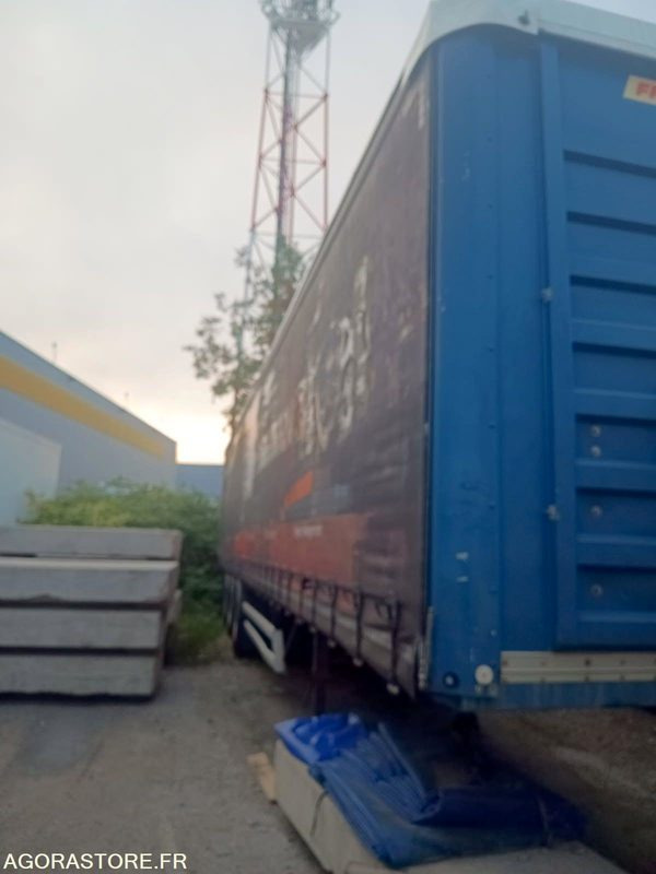 Semi-remorque Bâchée Fruehauf - 2014 (3997) - Semi-remorque rideaux coulissants: photos 2 Semi-remorque Bâchée Fruehauf - 2014 (3997) - Semi-remorque rideaux coulissants: photos 2