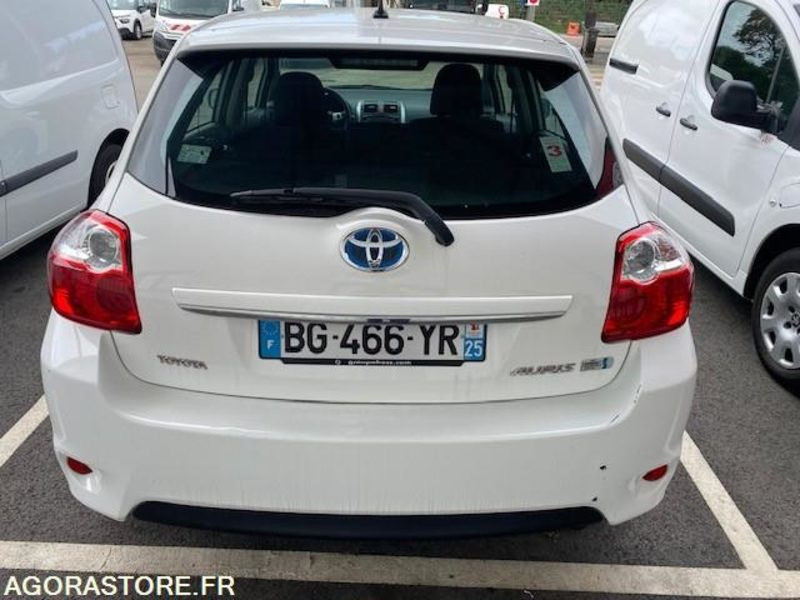TOYOTA AURIS HYBRIDE ESSENCE (PAR1405) - Voiture: photos 3 TOYOTA AURIS HYBRIDE ESSENCE (PAR1405) - Voiture: photos 3
