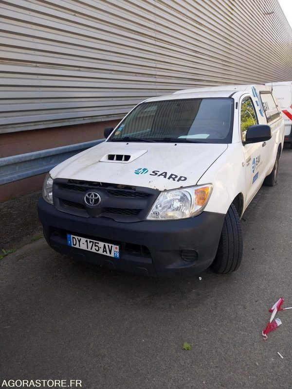 TOYOTA Hilux 4x2 Groupe HP 2007 (448000Km) VENTE EXPORT UNIQUEMENT NON ROULANT - Pick-up: photos 1 TOYOTA Hilux 4x2 Groupe HP 2007 (448000Km) VENTE EXPORT UNIQUEMENT NON ROULANT - Pick-up: photos 1