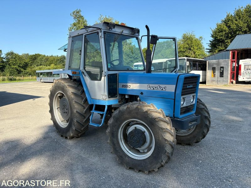 TRACTEUR AGRICOLE LANDINI 4X4 85 CV - Tracteur agricole: photos 1 TRACTEUR AGRICOLE LANDINI 4X4 85 CV - Tracteur agricole: photos 1