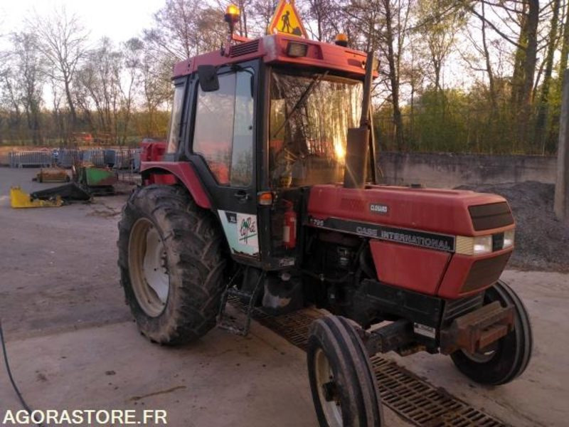 Tracteur CASE 795 XL - Tracteur agricole: photos 1 Tracteur CASE 795 XL - Tracteur agricole: photos 1