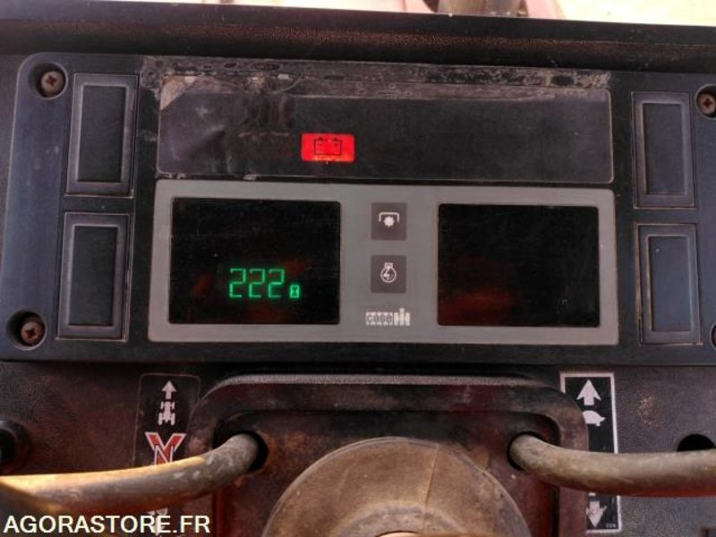 Tracteur CASE 795 XL - Tracteur agricole: photos 2 Tracteur CASE 795 XL - Tracteur agricole: photos 2