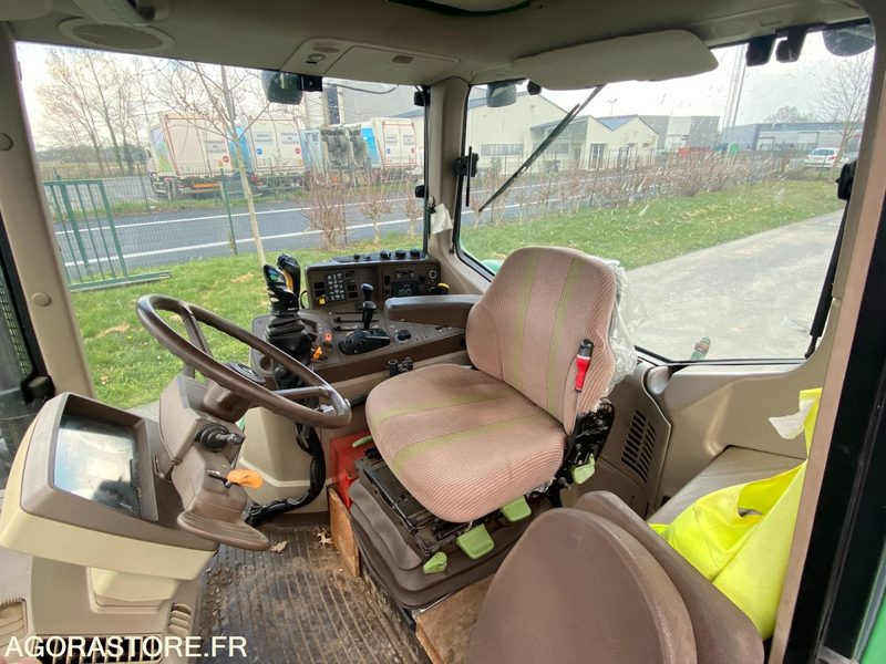 Crédit-bail de  Tracteur John Deere 6120 Tracteur John Deere 6120: photos 10