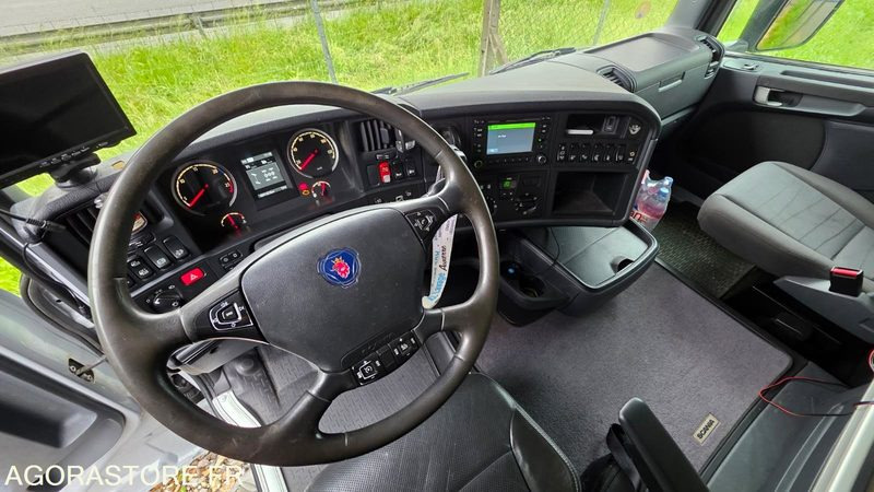CAMION TRACTEUR 6X4 SCANIA R730 V8 2014 440 000 KM PTRA 150T + PORTE ENGINS FAYM - Tracteur routier: photos 3 CAMION TRACTEUR 6X4 SCANIA R730 V8 2014 440 000 KM PTRA 150T + PORTE ENGINS FAYM - Tracteur routier: photos 3