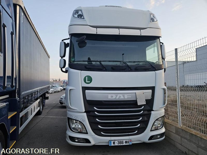 TRACTEUR DAF XF 510 XL - 2016 - 447120km - TRES BON ETAT - Tracteur routier: photos 4 TRACTEUR DAF XF 510 XL - 2016 - 447120km - TRES BON ETAT - Tracteur routier: photos 4