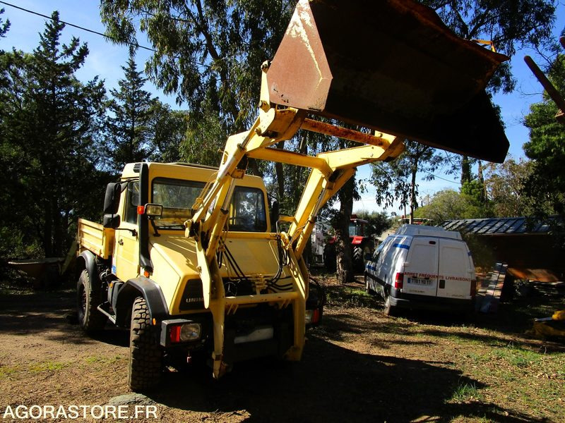 Unimog U140 - 1994 - 115 000km - TRES BON ETAT - Tractopelle: photos 1 Unimog U140 - 1994 - 115 000km - TRES BON ETAT - Tractopelle: photos 1