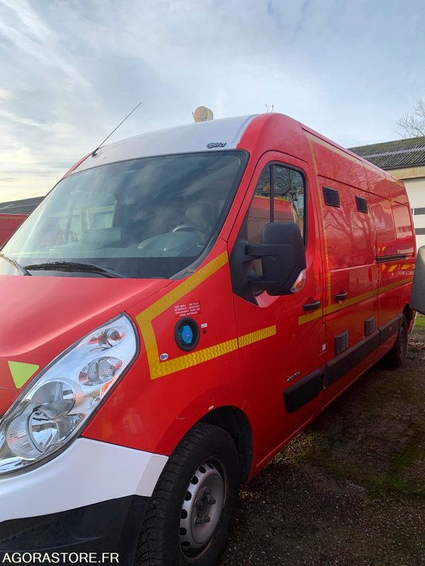 VSAV RENAULT MASTER3 CH347CR - Fourgon utilitaire: photos 2 VSAV RENAULT MASTER3 CH347CR - Fourgon utilitaire: photos 2