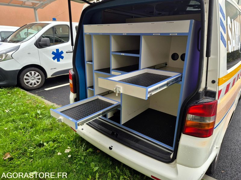 VW TRANSPORTER INTERVENTION SMUR - Fourgon utilitaire: photos 5 VW TRANSPORTER INTERVENTION SMUR - Fourgon utilitaire: photos 5