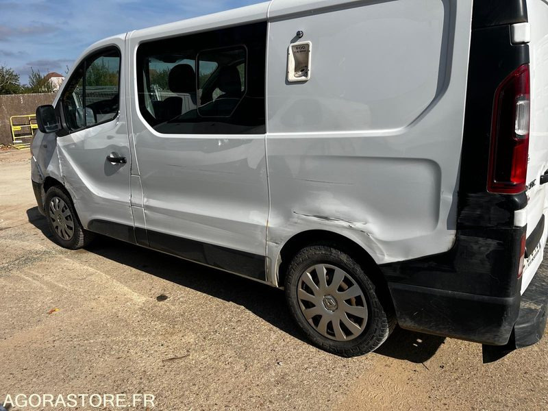 Renault trafic 1.6dci 6places 2019 291000km - Fourgonnette: photos 3 Renault trafic 1.6dci 6places 2019 291000km - Fourgonnette: photos 3