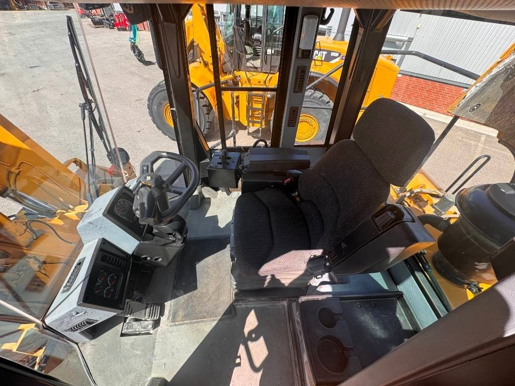 CAT 980 G - Chargeuse sur pneus: photos 3 CAT 980 G - Chargeuse sur pneus: photos 3