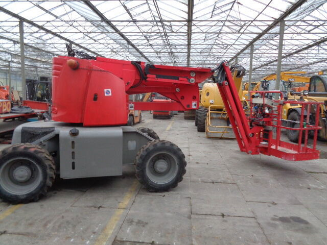 Haulotte HA120 - Nacelle articulée: photos 1 Haulotte HA120 - Nacelle articulée: photos 1