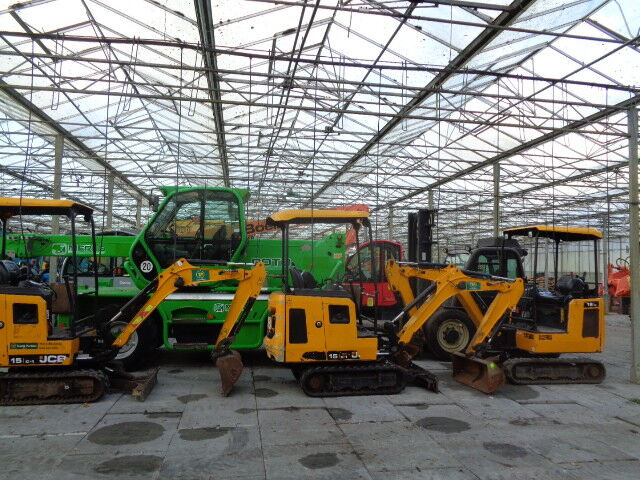 Mini pelle JCB 15C-1: photos 14