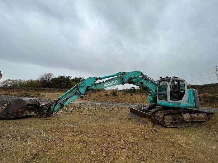 Kobelco SK235 SR  - Pelle sur chenille: photos 1 Kobelco SK235 SR  - Pelle sur chenille: photos 1