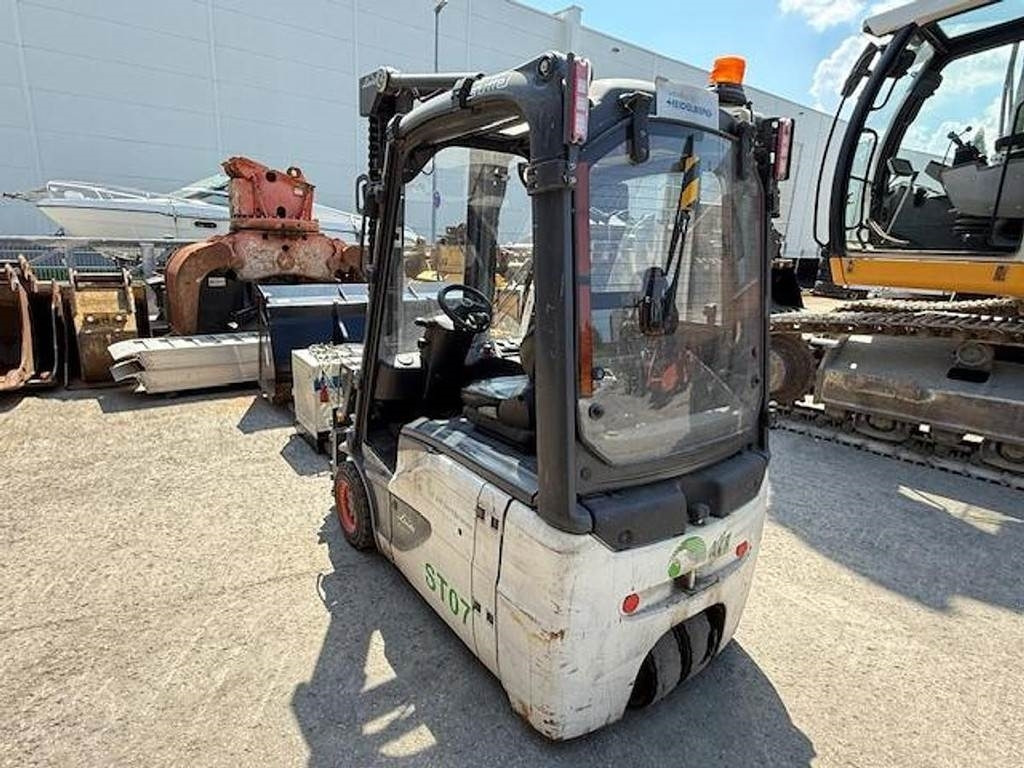 Linde E16-02 - Chariot élévateur électrique: photos 2 Linde E16-02 - Chariot élévateur électrique: photos 2