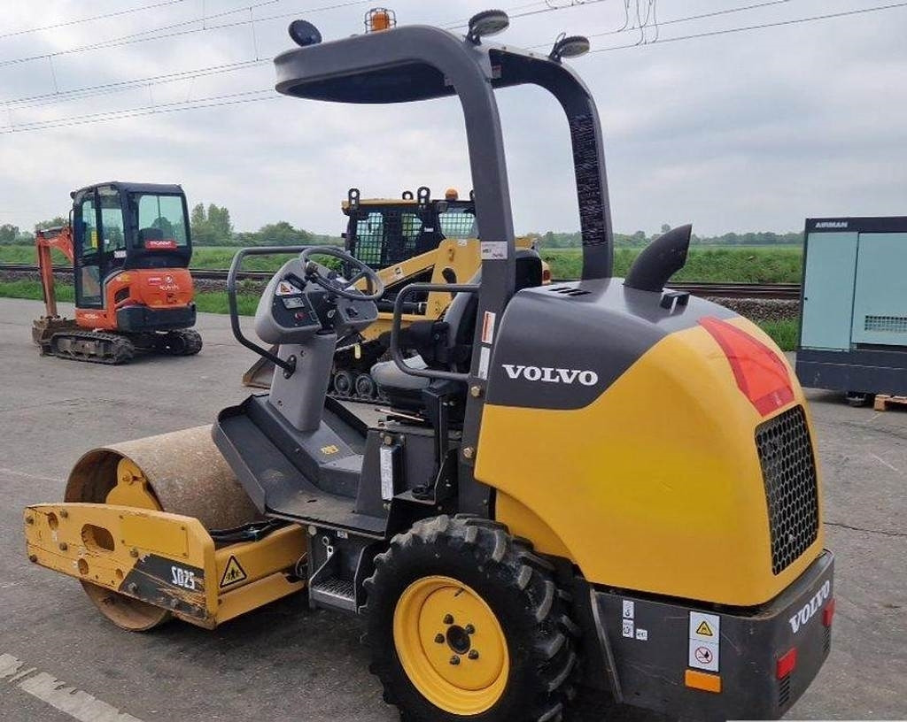 Volvo SD25 - Compacteur: photos 4 Volvo SD25 - Compacteur: photos 4