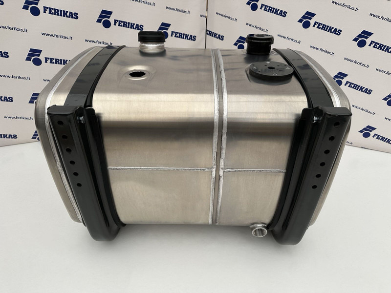 Combined oil fuel tank 165L oil tank 200L fuel tank 620x675x970 - Réservoir hydraulique pour Camion: photos 5 Combined oil fuel tank 165L oil tank 200L fuel tank 620x675x970 - Réservoir hydraulique pour Camion: photos 5