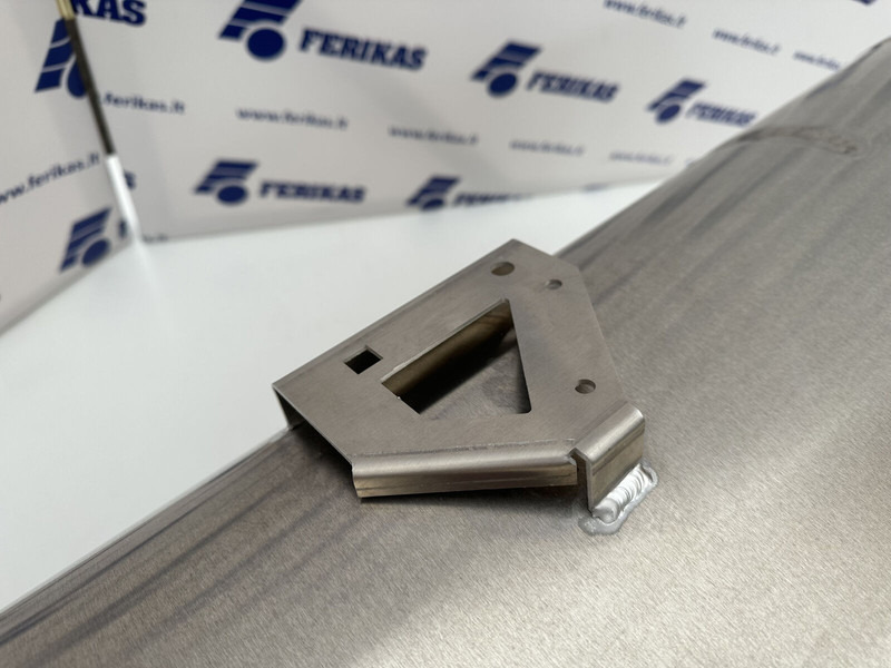 DAF - Réservoir de carburant pour Camion: photos 5 DAF - Réservoir de carburant pour Camion: photos 5