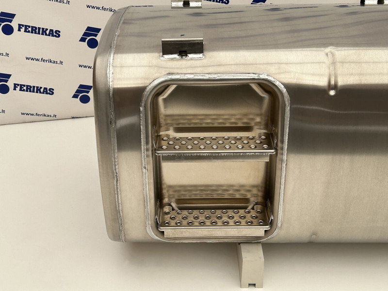 DAF New aluminum fuel tank 765L - Réservoir de carburant pour Camion: photos 4 DAF New aluminum fuel tank 765L - Réservoir de carburant pour Camion: photos 4