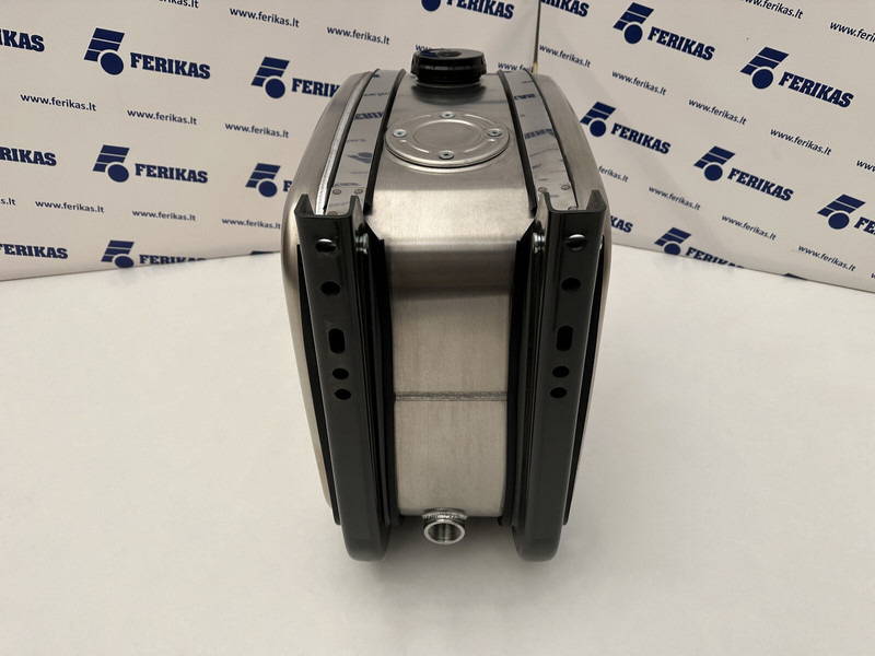 Hydraulic aluminum oil tank 120L - Réservoir hydraulique pour Camion: photos 3 Hydraulic aluminum oil tank 120L - Réservoir hydraulique pour Camion: photos 3
