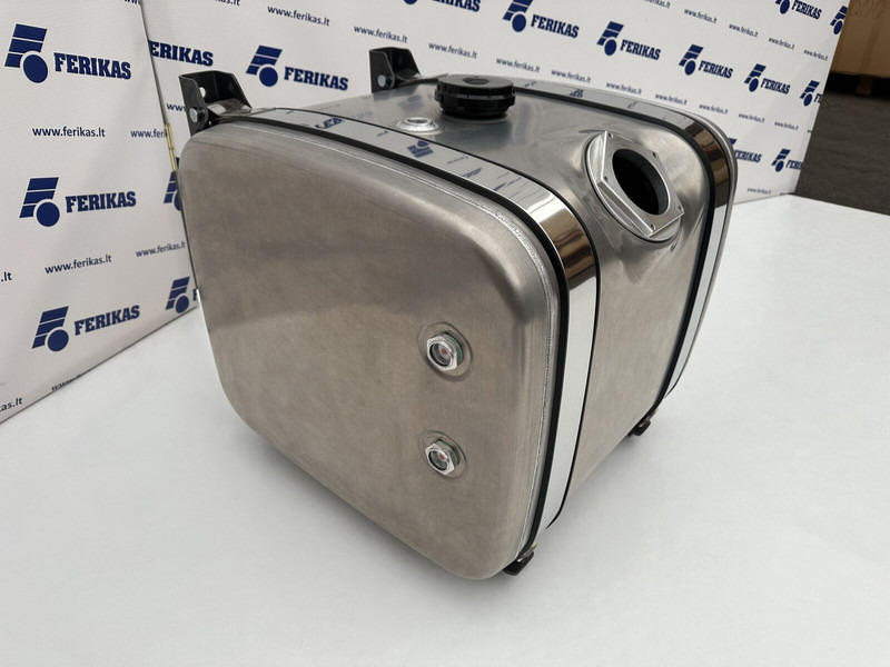 Hydraulic aluminum oil tank 200L - Réservoir hydraulique pour Camion: photos 3 Hydraulic aluminum oil tank 200L - Réservoir hydraulique pour Camion: photos 3