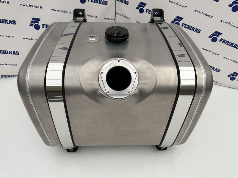 Hydraulic aluminum oil tank 250L - Réservoir hydraulique pour Camion: photos 1 Hydraulic aluminum oil tank 250L - Réservoir hydraulique pour Camion: photos 1
