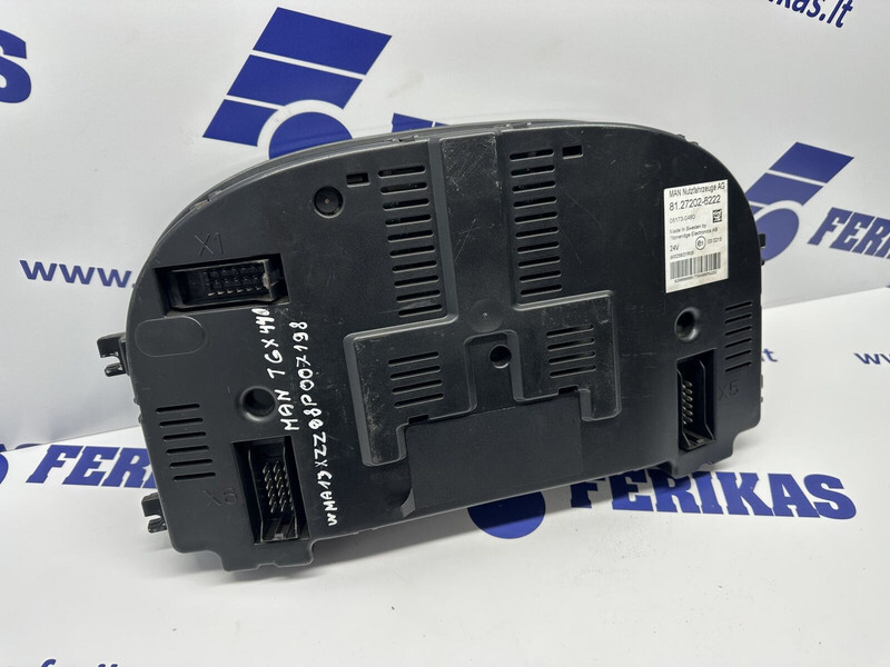 MAN Instrument cluster - Panel de instrumentos pour Camion: photos 2 MAN Instrument cluster - Panel de instrumentos pour Camion: photos 2