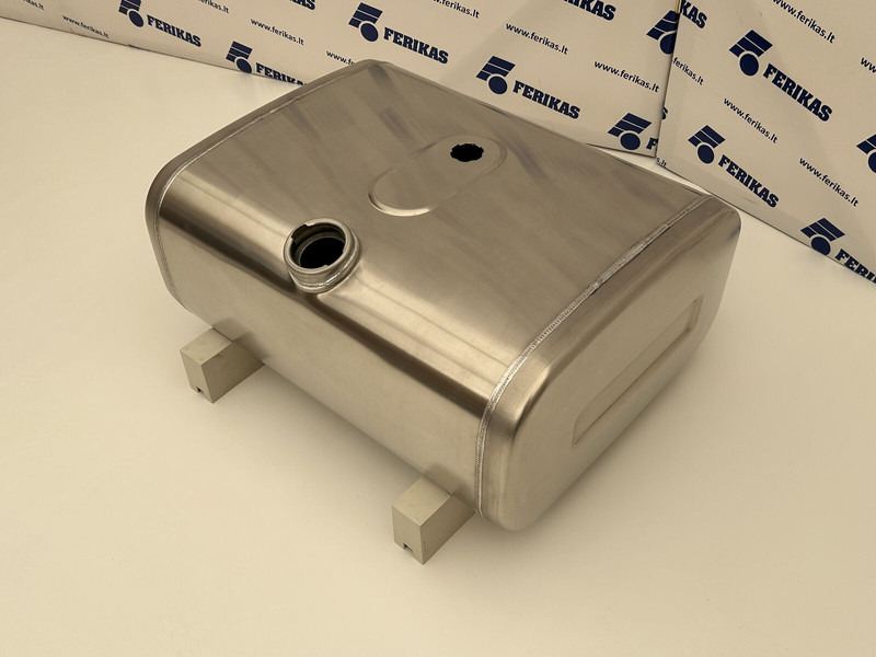 MAN New aluminum fuel tank 150L - Réservoir de carburant pour Camion: photos 2 MAN New aluminum fuel tank 150L - Réservoir de carburant pour Camion: photos 2