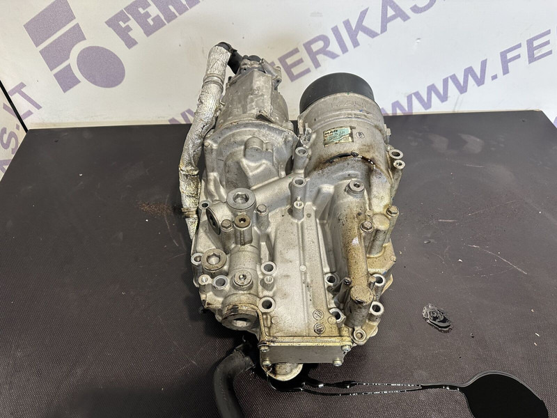 MAN with coolant - Moteur et pièces pour Camion: photos 2 MAN with coolant - Moteur et pièces pour Camion: photos 2