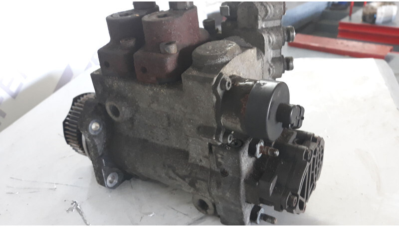 Mercedes-Benz ActrosMP4 - Pompe à carburant pour Camion: photos 5 Mercedes-Benz ActrosMP4 - Pompe à carburant pour Camion: photos 5