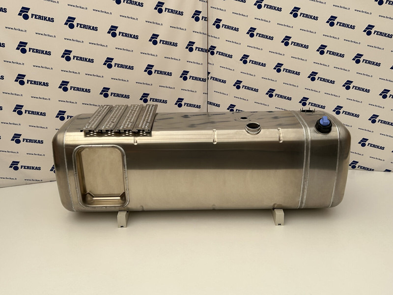 Mercedes-Benz Fuel tank 720L + 75L AdBlue - Réservoir de carburant pour Camion: photos 1 Mercedes-Benz Fuel tank 720L + 75L AdBlue - Réservoir de carburant pour Camion: photos 1