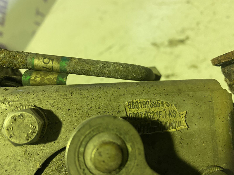 Iveco - Pièces de rechange pour Camion: photos 3 Iveco - Pièces de rechange pour Camion: photos 3