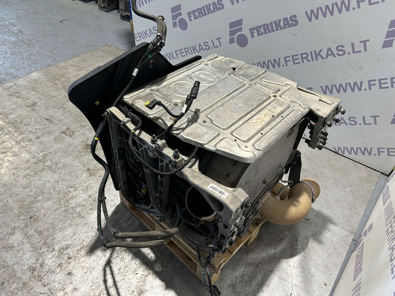 Renault exhaust catalyst - Catalyseur pour Camion: photos 3 Renault exhaust catalyst - Catalyseur pour Camion: photos 3