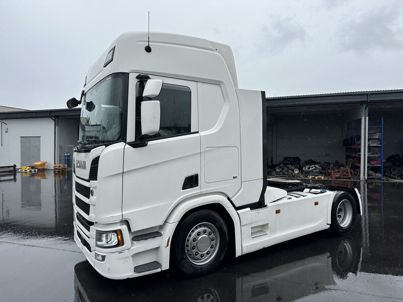 Scania 2018 R450 EURO 6 vilkikas ardomas dalimis - Cabine et intérieur pour Camion: photos 2 Scania 2018 R450 EURO 6 vilkikas ardomas dalimis - Cabine et intérieur pour Camion: photos 2