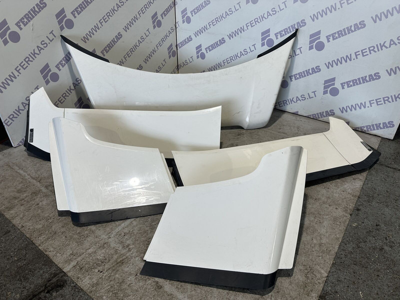 Scania cabin spoilers set - Aérodynamique/ Spoilers pour Camion: photos 1 Scania cabin spoilers set - Aérodynamique/ Spoilers pour Camion: photos 1